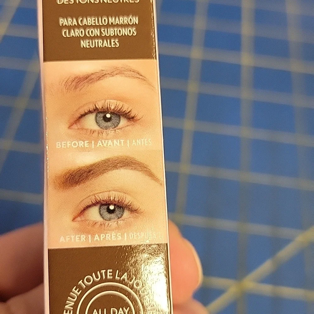 Covergirl Brow Filler Pomade Pencil Paddle Brush 400 Soft Brown 0.2g New in Box
